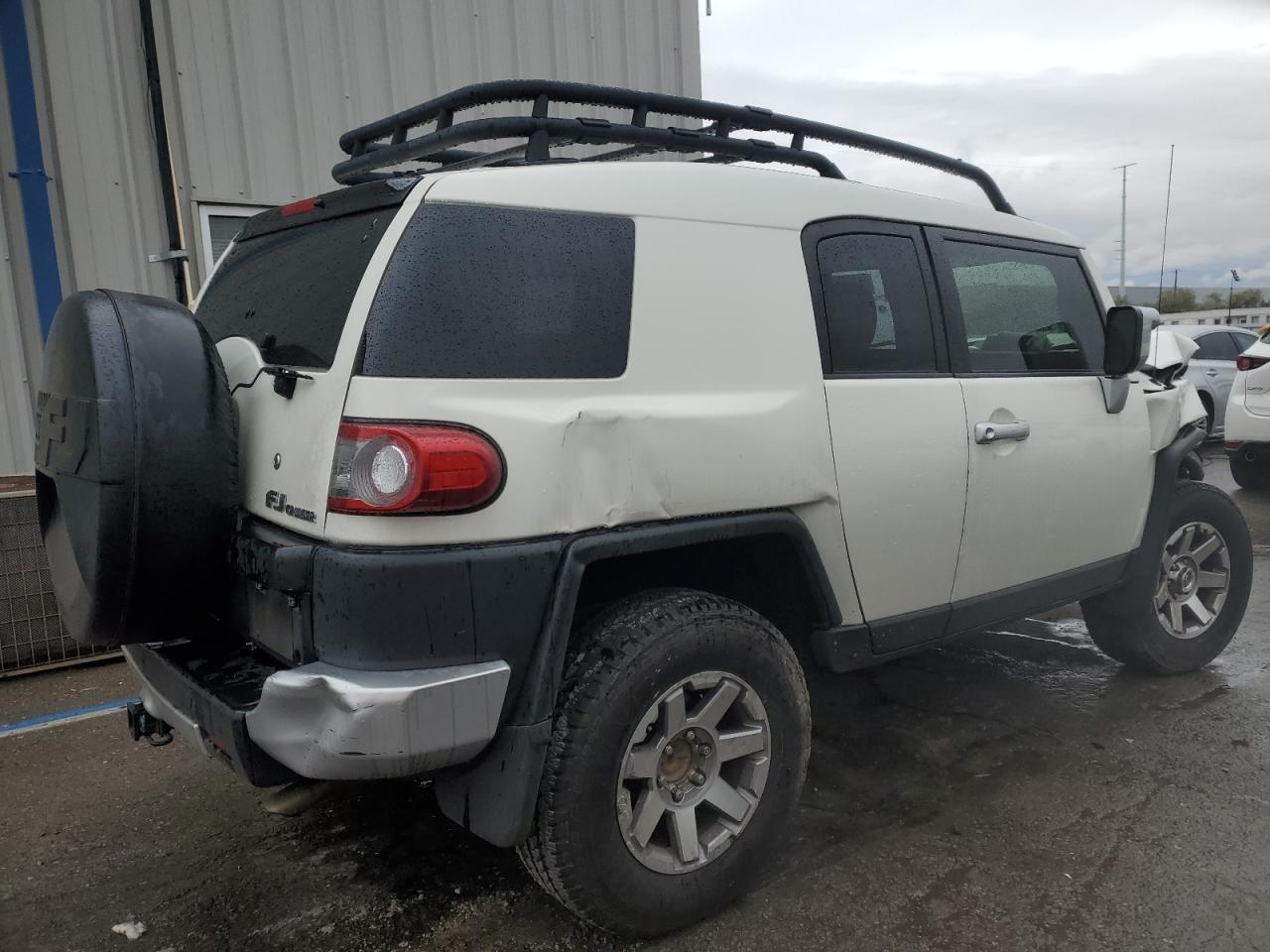 Photo 2 VIN: JTEBU4BF7EK185144 - TOYOTA FJ CRUISER 