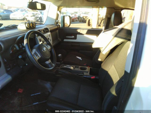 Photo 4 VIN: JTEBU4BF7EK206235 - TOYOTA FJ CRUISER 