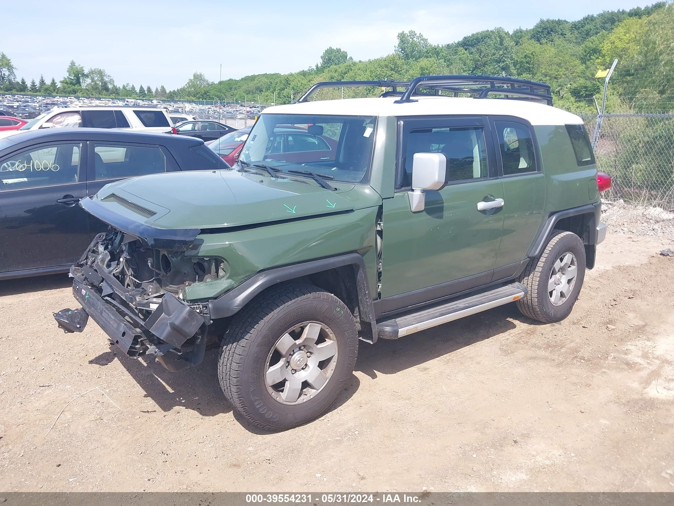 Photo 1 VIN: JTEBU4BF8AK081854 - TOYOTA FJ CRUISER 