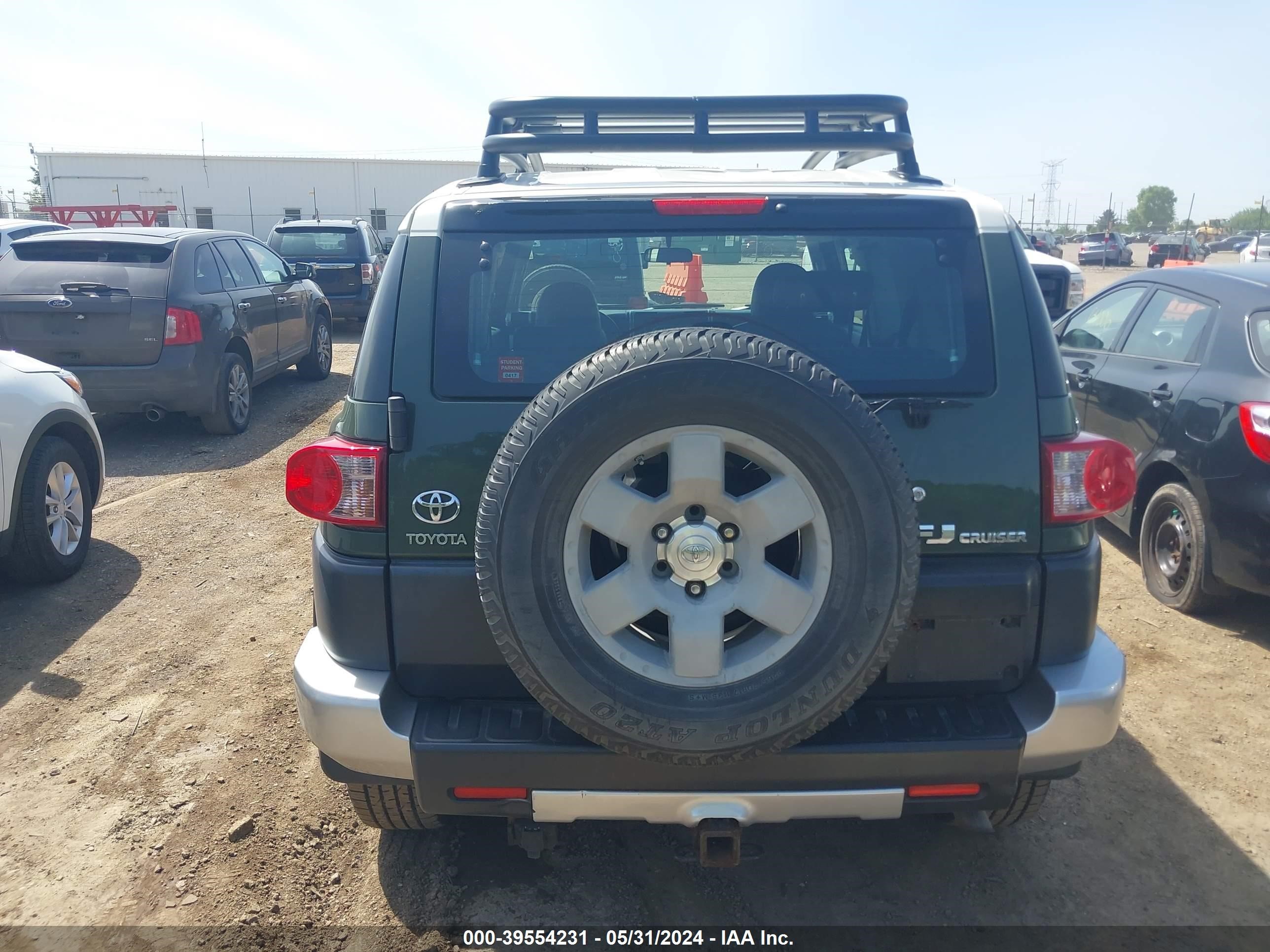 Photo 16 VIN: JTEBU4BF8AK081854 - TOYOTA FJ CRUISER 