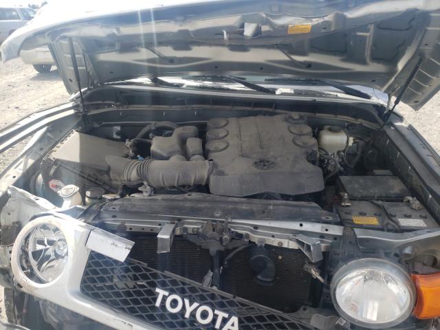 Photo 6 VIN: JTEBU4BF8AK093518 - TOYOTA FJ CRUISER 