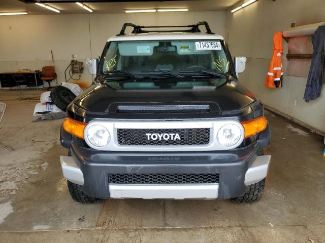 Photo 4 VIN: JTEBU4BF8AK097567 - TOYOTA FJ CRUISER 