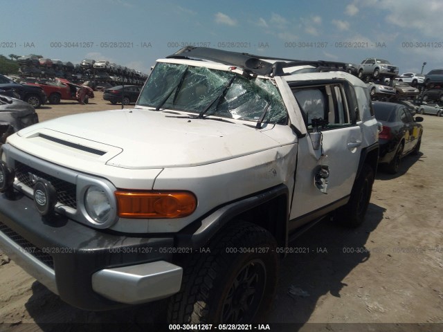 Photo 5 VIN: JTEBU4BF8BK104440 - TOYOTA FJ CRUISER 