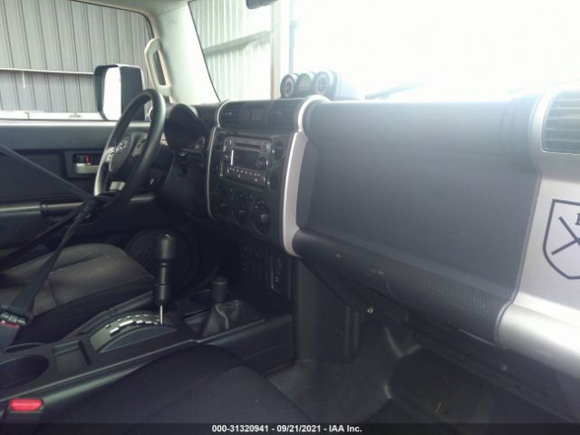 Photo 4 VIN: JTEBU4BF8BK107872 - TOYOTA FJ CRUISER 