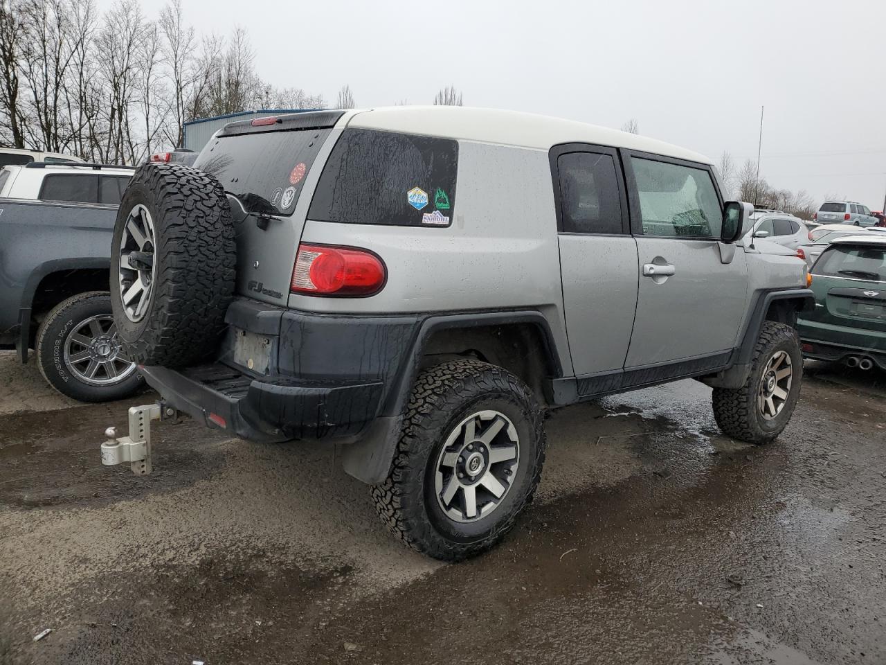 Photo 2 VIN: JTEBU4BF9AK090692 - TOYOTA FJ CRUISER 