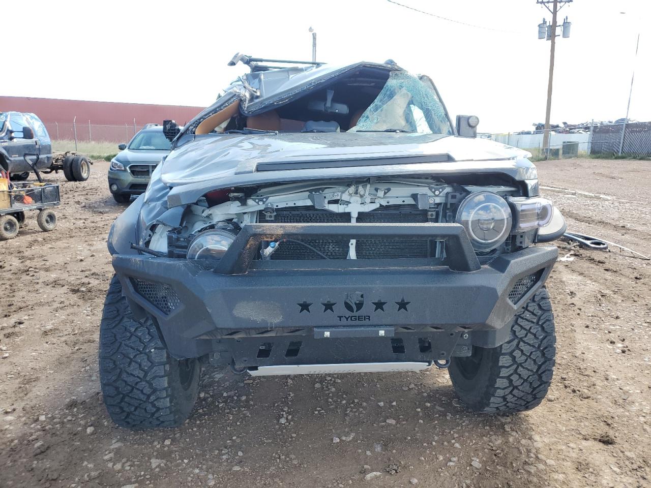 Photo 4 VIN: JTEBU4BFXAK091401 - TOYOTA FJ CRUISER 