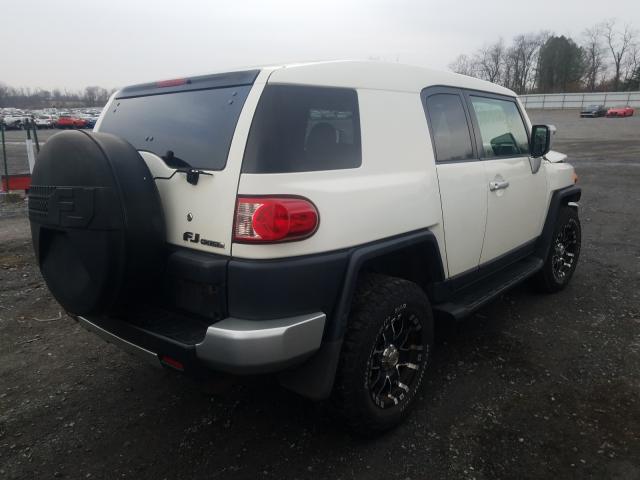 Photo 3 VIN: JTEBU4BFXAK095710 - TOYOTA FJ CRUISER 