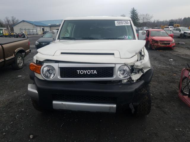 Photo 8 VIN: JTEBU4BFXAK095710 - TOYOTA FJ CRUISER 