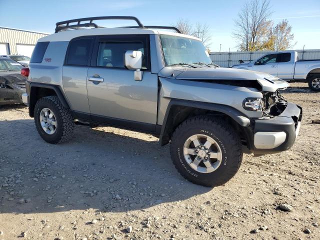 Photo 3 VIN: JTEBU4BFXBK101300 - TOYOTA FJ CRUISER 