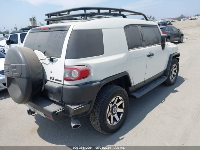 Photo 3 VIN: JTEBU4BFXEK190242 - TOYOTA FJ CRUISER 