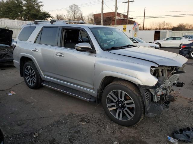 Photo 3 VIN: JTEBU5JR0E5155810 - TOYOTA 4RUNNER 