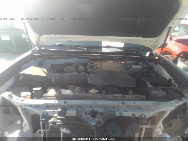 Photo 9 VIN: JTEBU5JR0F5221404 - TOYOTA 4RUNNER 