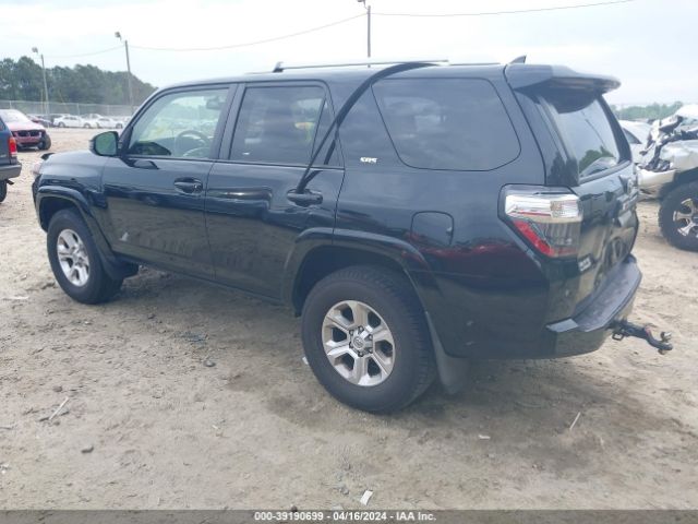 Photo 2 VIN: JTEBU5JR0F5228952 - TOYOTA 4RUNNER 