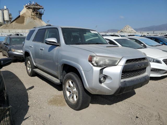 Photo 3 VIN: JTEBU5JR0F5246626 - TOYOTA 4RUNNER 