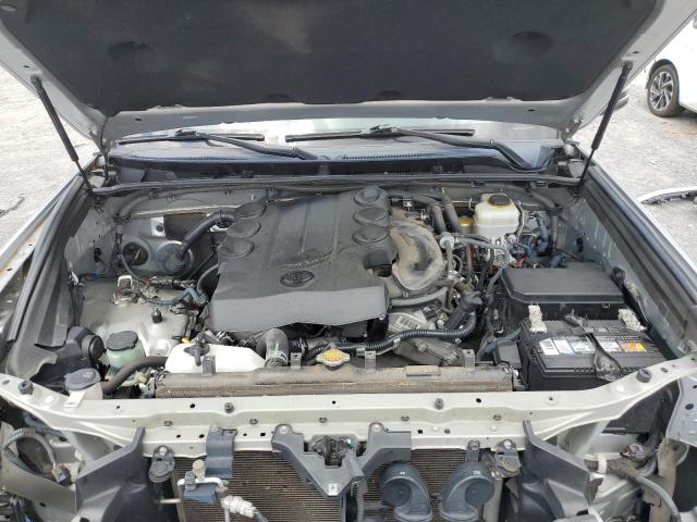 Photo 11 VIN: JTEBU5JR0F5257979 - TOYOTA 4RUNNER SR 