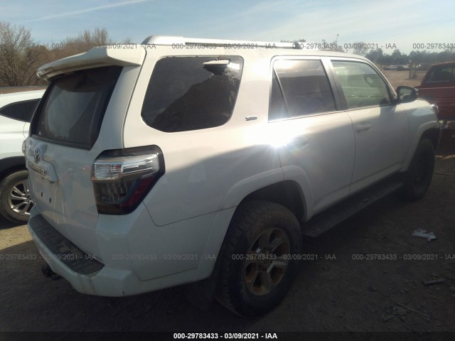 Photo 3 VIN: JTEBU5JR0H5406927 - TOYOTA 4RUNNER 