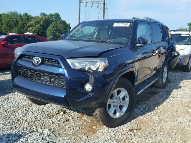 Photo 1 VIN: JTEBU5JR0H5418463 - TOYOTA 4RUNNER SR 