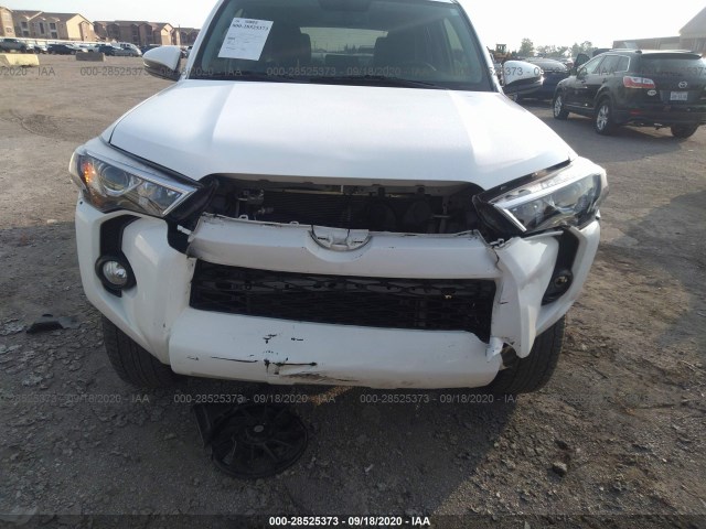 Photo 5 VIN: JTEBU5JR0H5428653 - TOYOTA 4RUNNER 