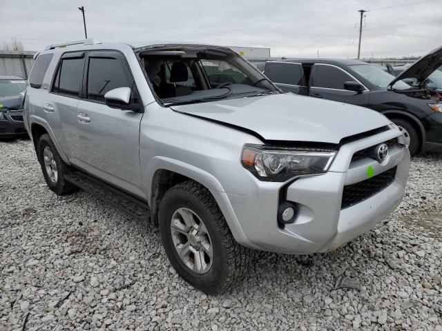 Photo 3 VIN: JTEBU5JR0H5434498 - TOYOTA 4RUNNER SR 