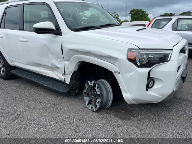 Photo 5 VIN: JTEBU5JR0H5440771 - TOYOTA 4RUNNER 