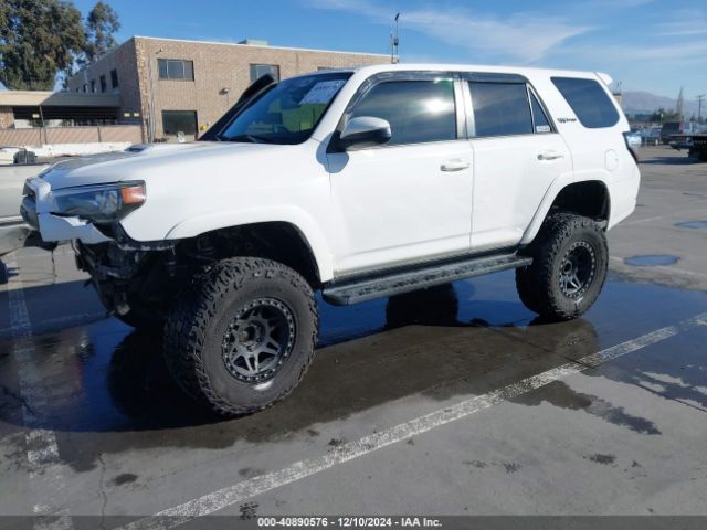 Photo 1 VIN: JTEBU5JR0H5445713 - TOYOTA 4RUNNER 