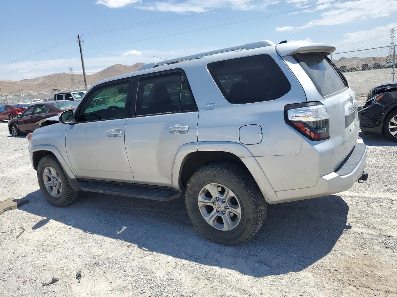 Photo 1 VIN: JTEBU5JR0J5493735 - TOYOTA 4RUNNER 