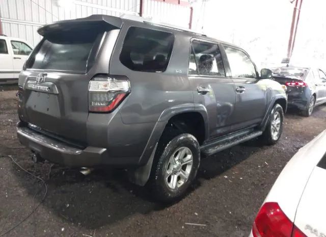 Photo 3 VIN: JTEBU5JR0J5533649 - TOYOTA 4RUNNER 