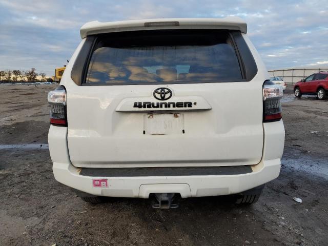 Photo 5 VIN: JTEBU5JR0J5554095 - TOYOTA 4RUNNER SR 