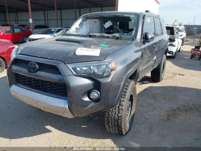 Photo 1 VIN: JTEBU5JR0J5582107 - TOYOTA 4RUNNER 