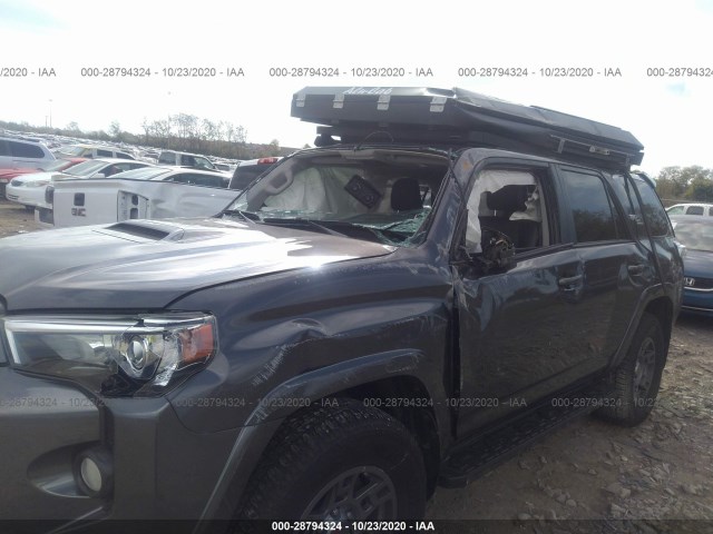 Photo 5 VIN: JTEBU5JR0J5585511 - TOYOTA 4RUNNER 