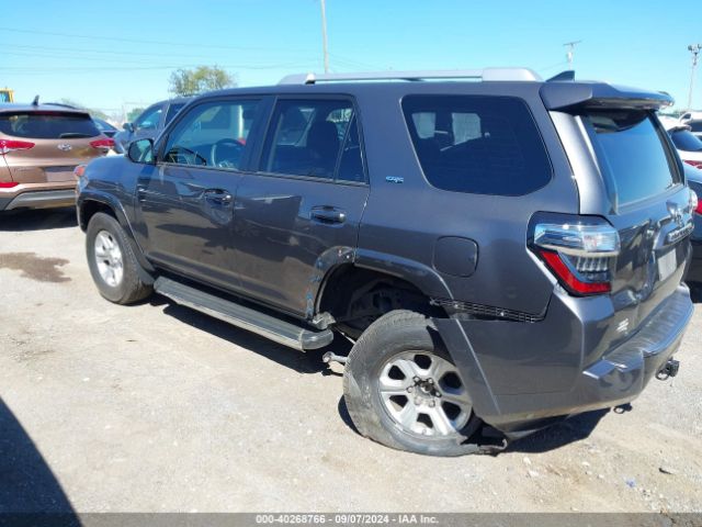 Photo 2 VIN: JTEBU5JR0J5598856 - TOYOTA 4RUNNER 