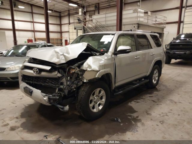 Photo 1 VIN: JTEBU5JR0K5645935 - TOYOTA 4RUNNER 