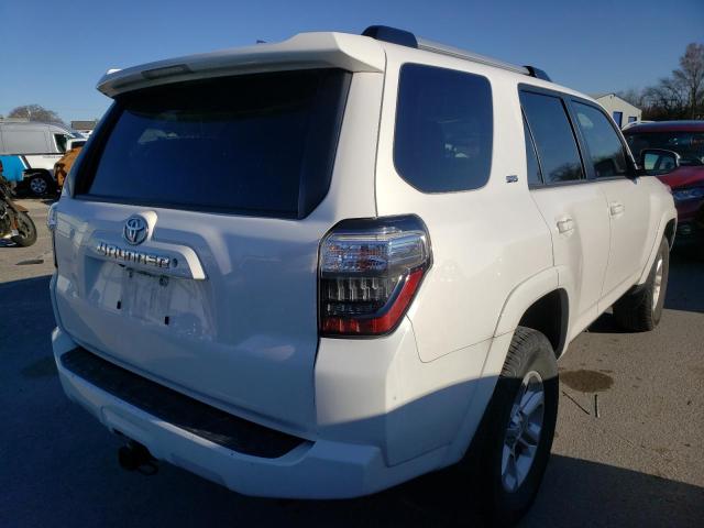 Photo 3 VIN: JTEBU5JR0K5667952 - TOYOTA 4RUNNER SR 