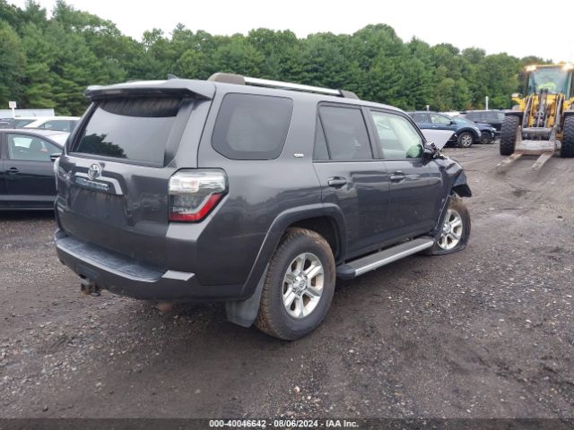 Photo 3 VIN: JTEBU5JR0K5711030 - TOYOTA 4RUNNER 