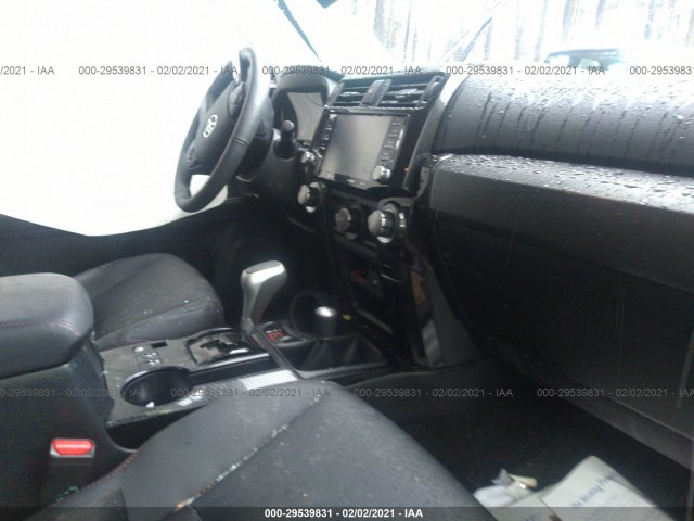 Photo 4 VIN: JTEBU5JR0L5805877 - TOYOTA 4RUNNER 