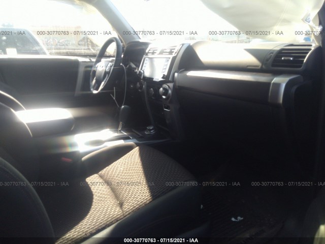 Photo 4 VIN: JTEBU5JR0M5887546 - TOYOTA 4RUNNER 