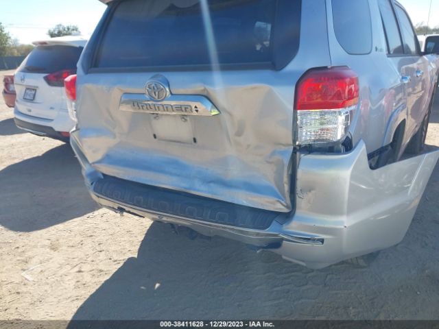 Photo 5 VIN: JTEBU5JR1A5009331 - TOYOTA 4RUNNER 