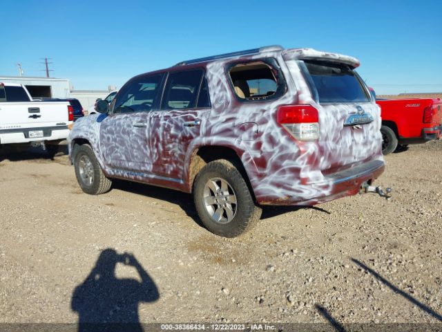 Photo 2 VIN: JTEBU5JR1B5035882 - TOYOTA 4RUNNER 