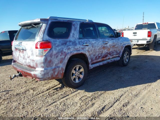 Photo 3 VIN: JTEBU5JR1B5035882 - TOYOTA 4RUNNER 