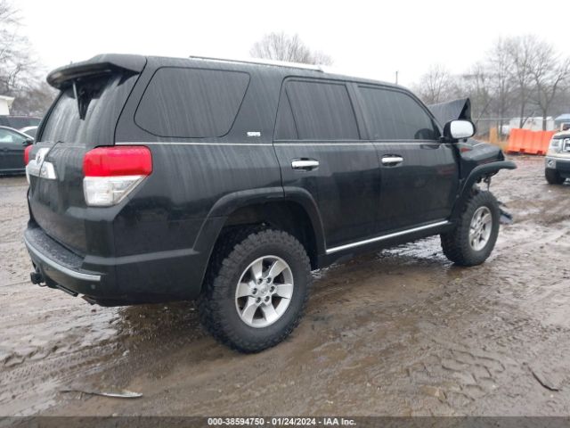 Photo 3 VIN: JTEBU5JR1B5041262 - TOYOTA 4RUNNER 