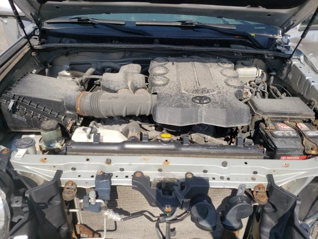 Photo 6 VIN: JTEBU5JR1B5044470 - TOYOTA 4RUNNER SR 