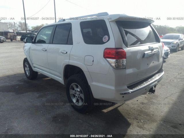 Photo 2 VIN: JTEBU5JR1B5058238 - TOYOTA 4RUNNER 