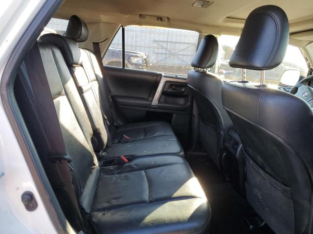 Photo 10 VIN: JTEBU5JR1B5068932 - TOYOTA 4RUNNER SR 