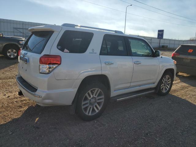 Photo 2 VIN: JTEBU5JR1B5068932 - TOYOTA 4RUNNER SR 