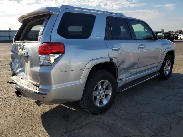 Photo 2 VIN: JTEBU5JR1D5113452 - TOYOTA 4RUNNER SR 