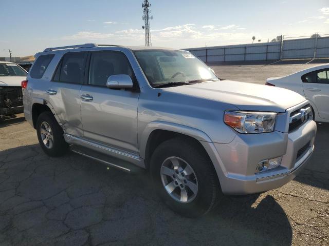 Photo 3 VIN: JTEBU5JR1D5113452 - TOYOTA 4RUNNER SR 