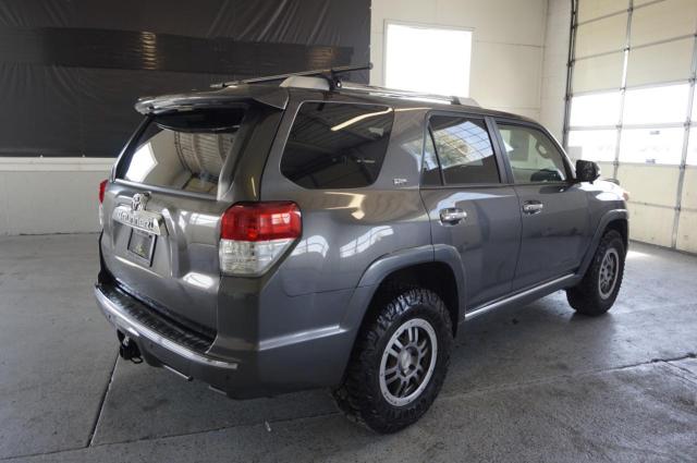 Photo 2 VIN: JTEBU5JR1D5139470 - TOYOTA 4RUNNER SR 