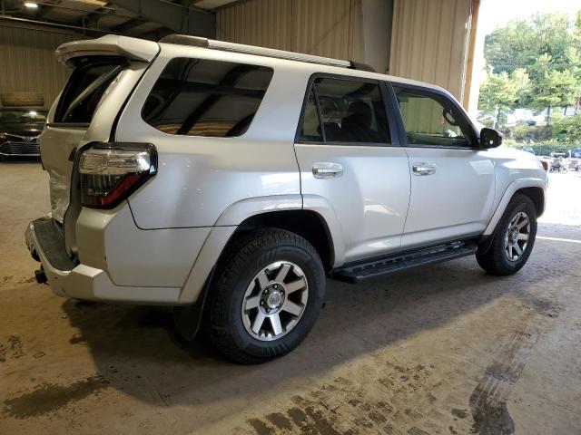 Photo 2 VIN: JTEBU5JR1E5173314 - TOYOTA 4RUNNER SR 