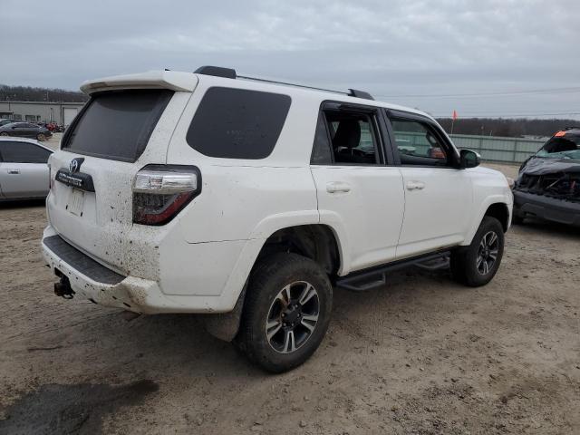 Photo 2 VIN: JTEBU5JR1F5215594 - TOYOTA 4RUNNER SR 