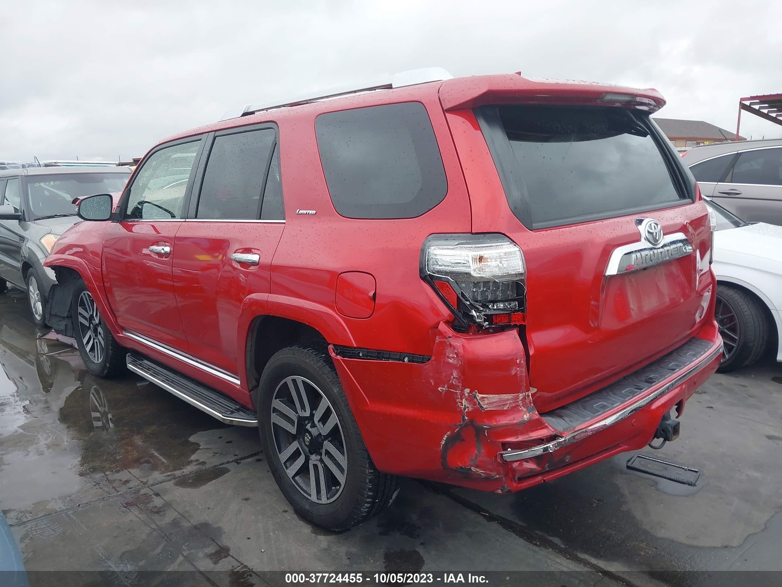 Photo 2 VIN: JTEBU5JR1F5260664 - TOYOTA 4RUNNER 